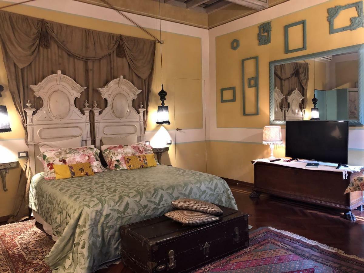 Apartamento L'Ape Regina Ferrara Exterior foto